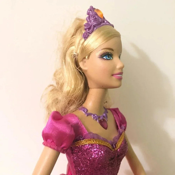 2008 Barbie and the Diamond  Castle Liana Doll Damaged - Picture 8 of 16